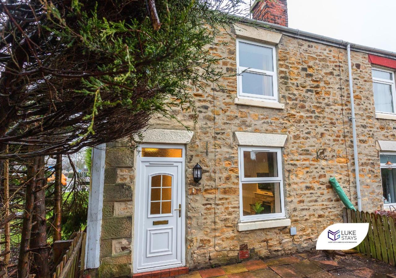 Luke Stays - Good Station Cottages Durham Eksteriør billede